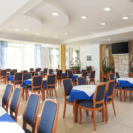 Pitomcia (adults Only) פודסטראנה