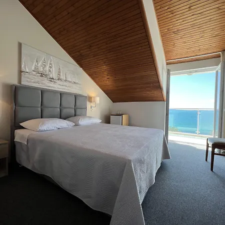 Pitomcia (adults Only) 3*