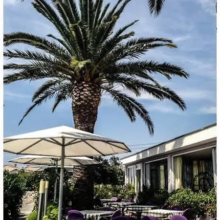 בית הארחה Pitomcia (adults Only) 3*