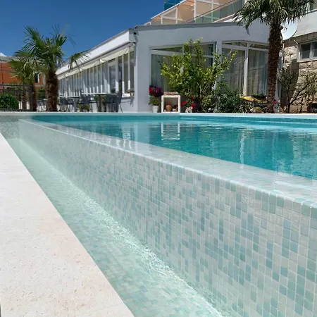 בית הארחה Pitomcia (adults Only) 3*