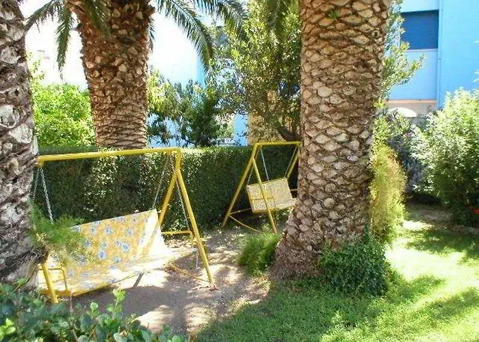 Pitomcia (adults Only) Pensionat Podstrana