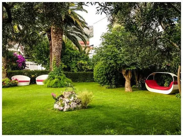 Pensión Pitomcia (adults Only) 3*